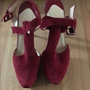 Great condition Christian Louboitin red heels